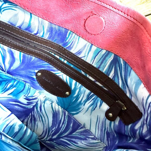Gianni Bini Bag Pink with Gold Hexagon & Zipper‎ Accents Like NEW Expandable - Picture 10 of 12